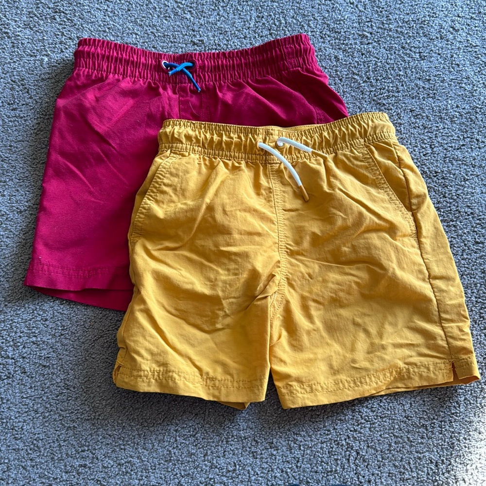 2 pairs swim shorts